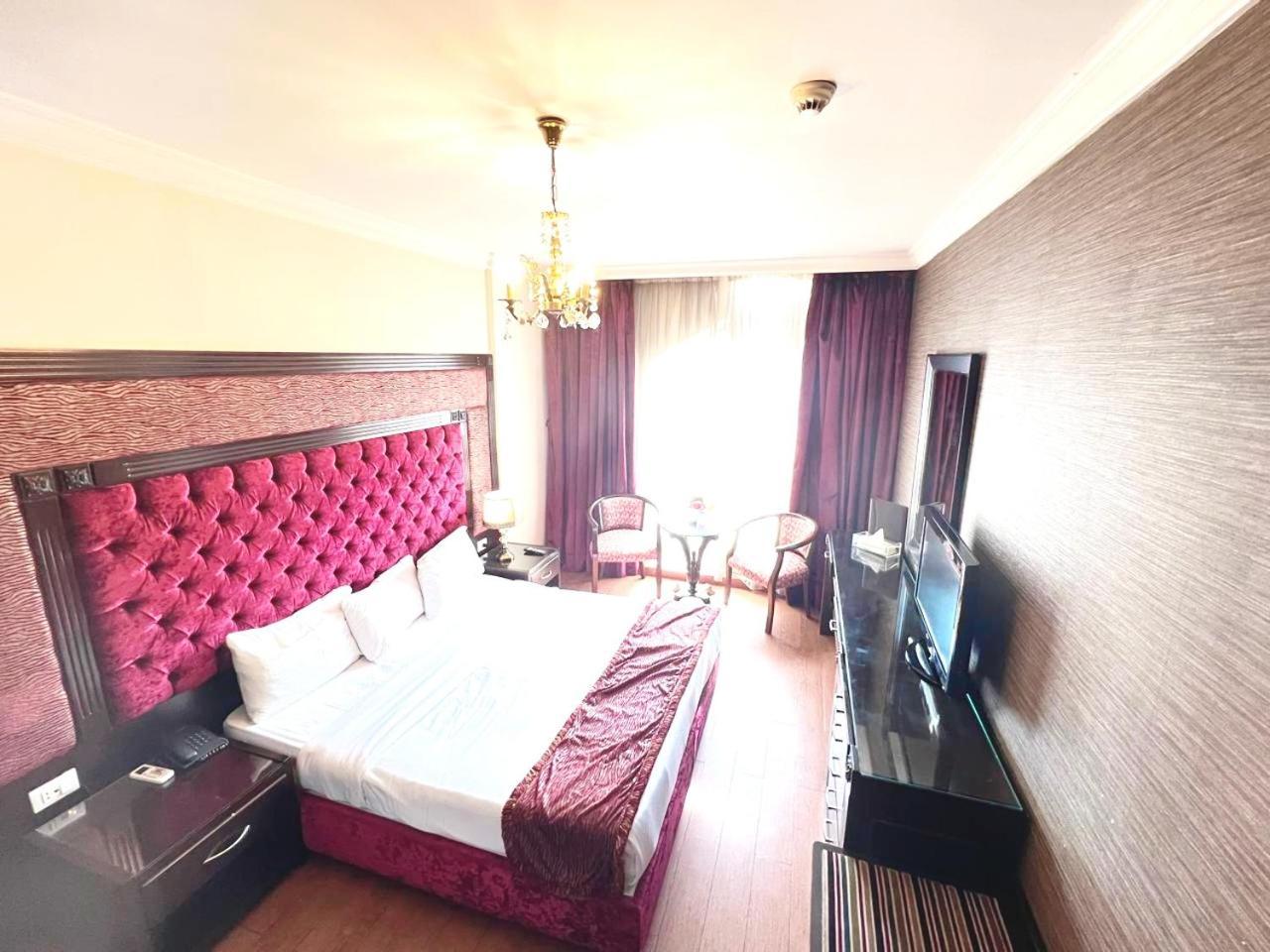 Queens Suite Hotel Beirut Exterior foto