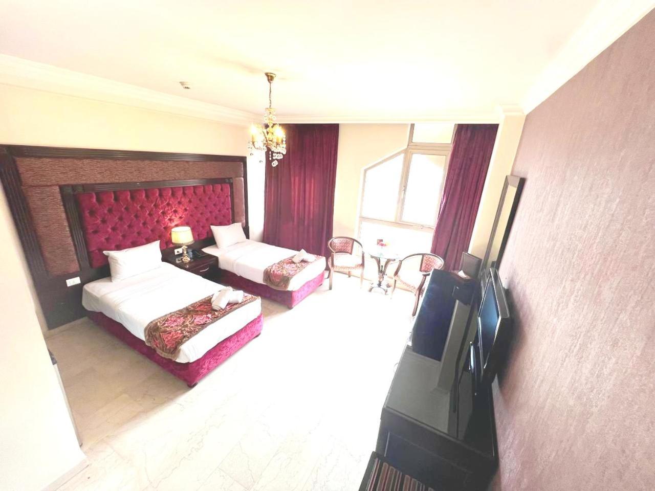 Queens Suite Hotel Beirut Exterior foto