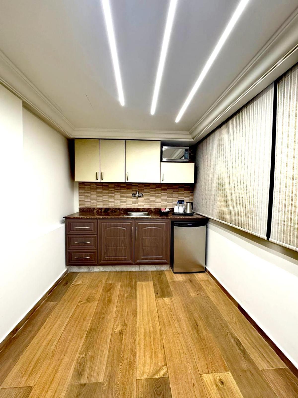 Queens Suite Hotel Beirut Exterior foto