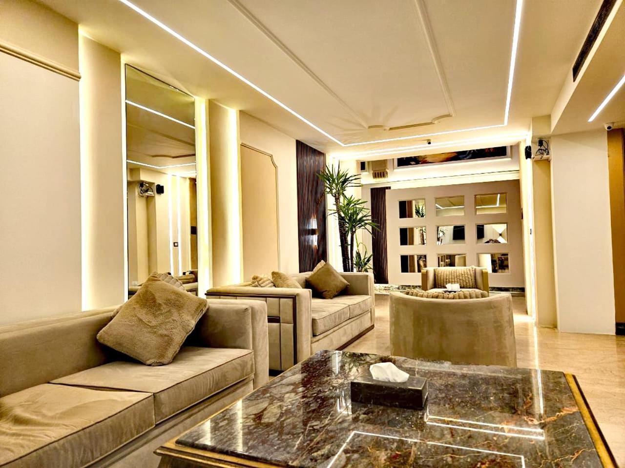 Queens Suite Hotel Beirut Exterior foto