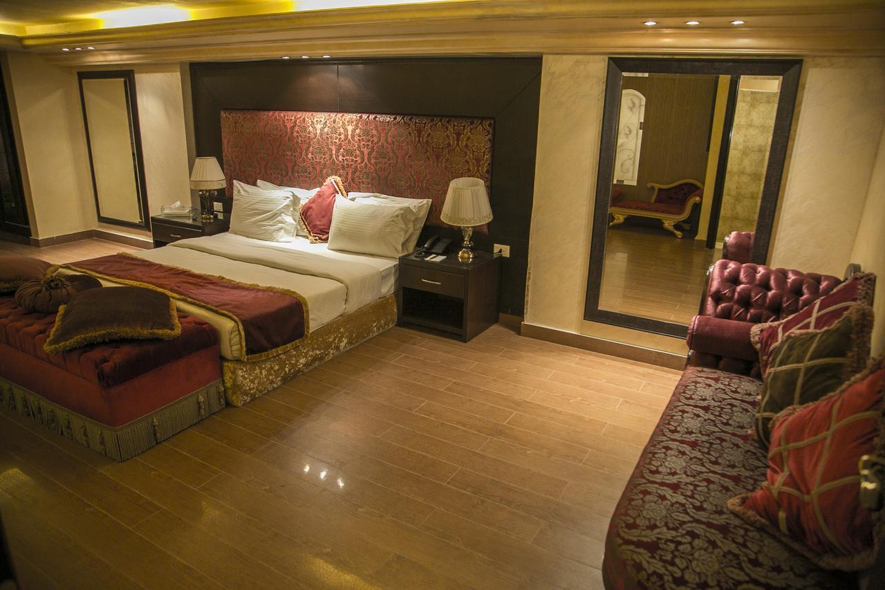 Queens Suite Hotel Beirut Exterior foto