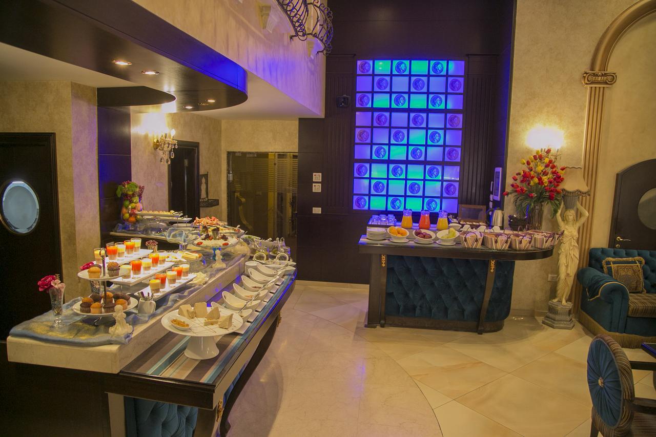 Queens Suite Hotel Beirut Exterior foto